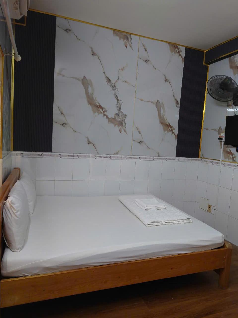 Khách sạn Hoa Anh Anh Cidade de Ho Chi Minh Exterior foto